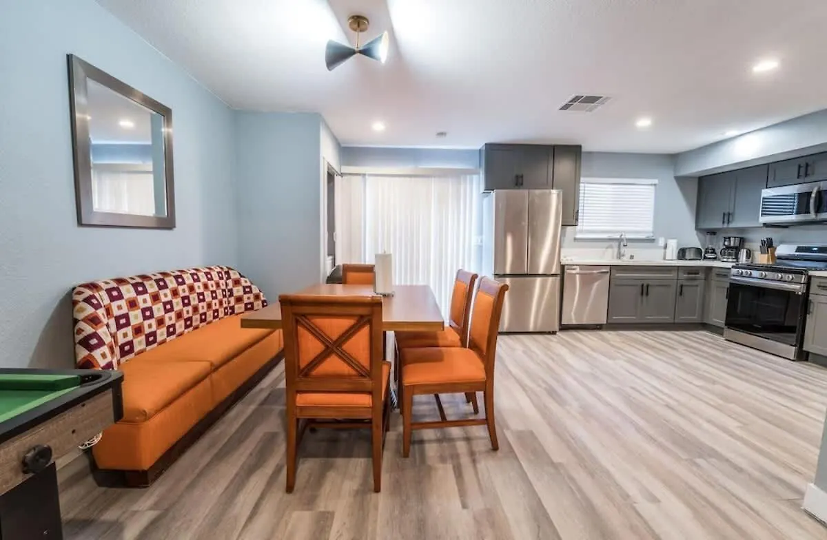 Luxury Living Just Steps From The Strip Villa Las Vegas