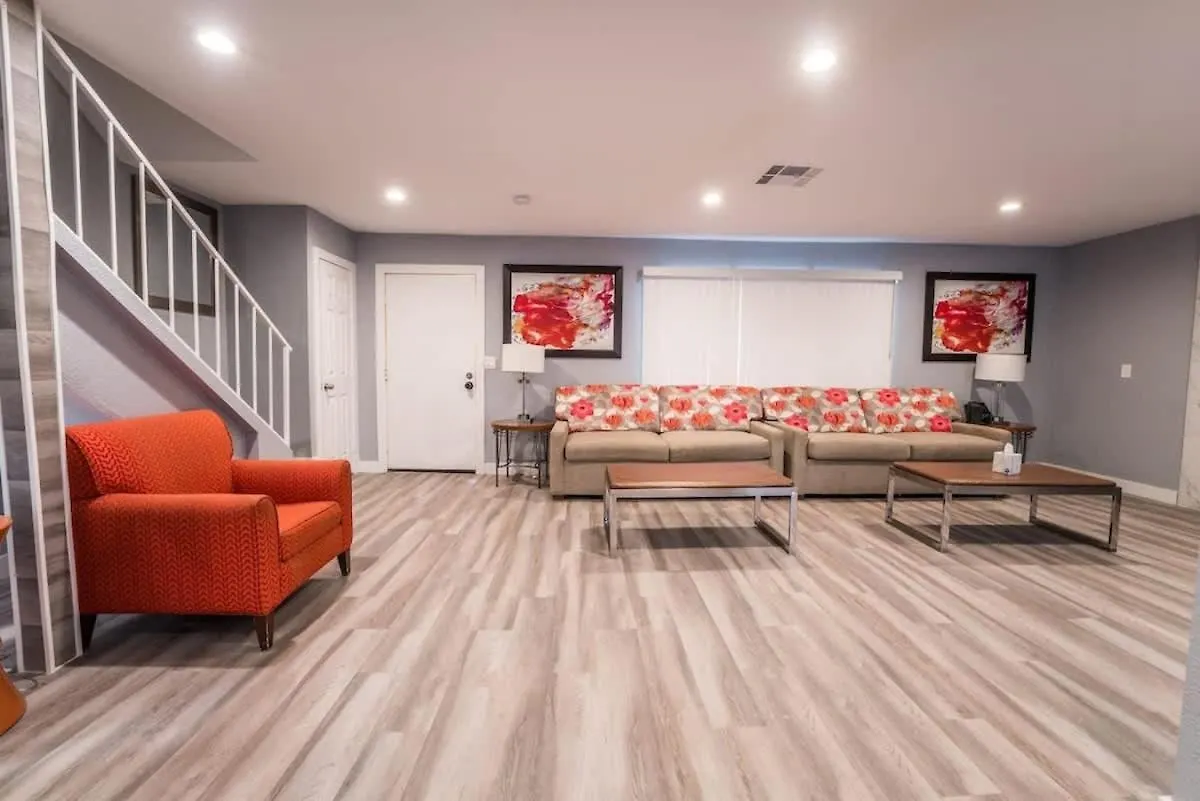 Luxury Living Just Steps From The Strip Villa Las Vegas Holiday home
